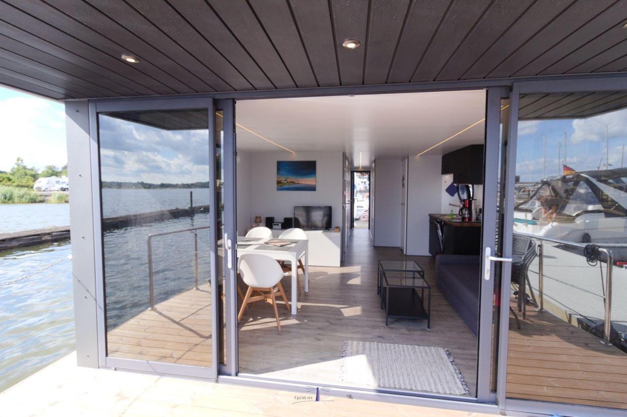 ホテル Hausboot Fjord Nordstern Mit Dachterrasse In シュレースヴィヒ エクステリア 写真